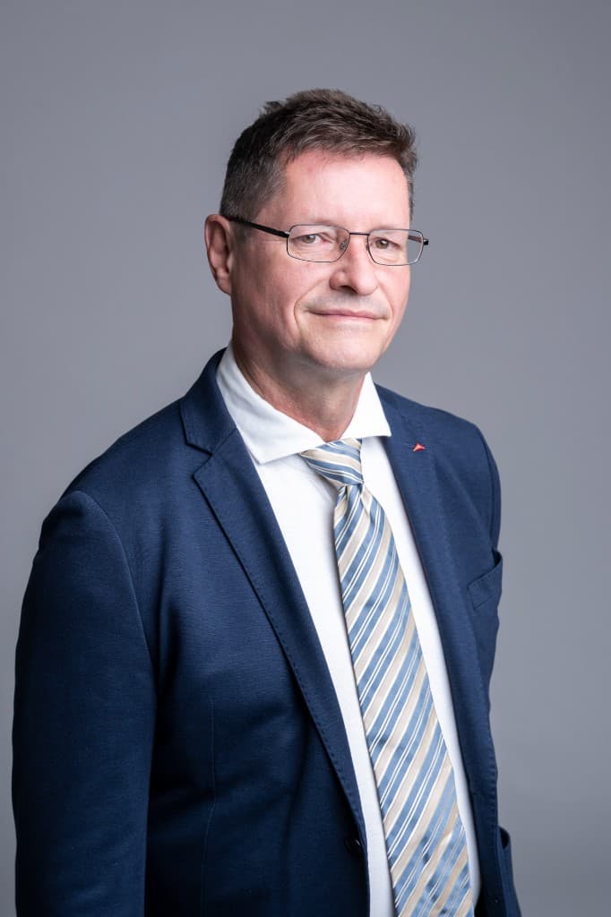 Dipl.-Ing. Manuel Kathofer, Gründer und Geschäftsführer bei ascendo